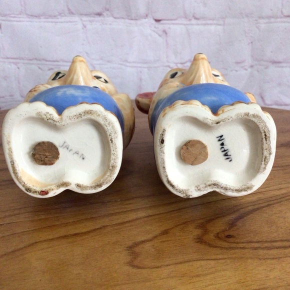 Vintage Hand Painted Bears Ceramic Salt and Pepper Shaker Pair - Japan - Picture 6 of 6